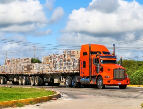 How to Safely Transport Unconventional Loads on Flatbeds