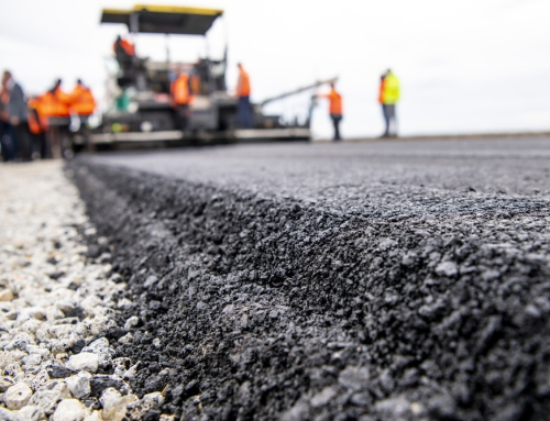 How to Choose Between Stocked vs. Custom Asphalt Pump Delivery Options